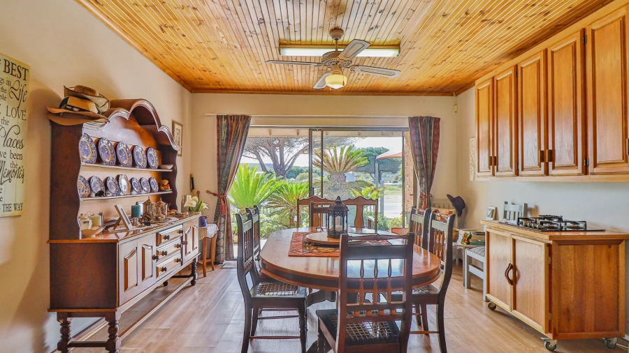4 Bedroom Property for Sale in Stilbaai Wes Western Cape